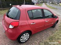 używany Renault Clio II 1.1dm 101KM 2010r. 200 000km