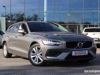 używany Volvo V60 2021r. Czujniki Parkowania P+T* Skóra* FV23%