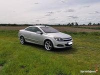 używany Opel Astra Cabriolet 1.9 CDTI 150 KM Twintop xenon alu 18