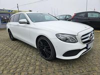 Używany Mercedes E220 195 KM (143 kW) 2017 Biały (metalik) Kombi