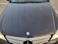 używany Mercedes C320 W2044matic