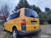 używany VW T5 1,9 tdi 9 osób mały przebieg ,klima,parctronic