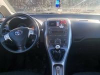 używany Toyota Auris 1.6 VTT-i benzyna - STAN BARDZO DOBRY 2007