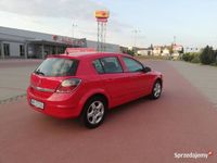 używany Opel Astra ENJOY z roku 2007 z silnikiem benzynowych 1.4