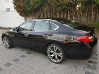 używany Infiniti Q70 3dm 238KM 2014r. 180 000km