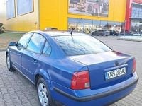 Używany VW Passat 1997 Niebieski Sedan/Limuzyna