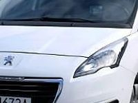 używany Peugeot 5008 FL 2.0 HDi 7-miejsc Allure nawigacja panorama zarejestrowanyPL