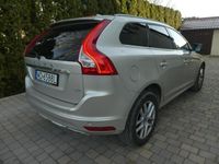 używany Volvo XC60 2dm 190KM 2017r. 297 988km