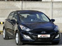 Używany Hyundai i30 Premium 128 KM (94 kW) 2012 Czarny (metalik, perła) Hatchback