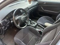 Używany VW Passat 1999 Srebrny Sedan/Limuzyna