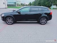 Używany Volvo V60 CC 2016 Czarny Kombi