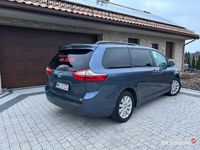 używany Toyota Sienna XLE AWD