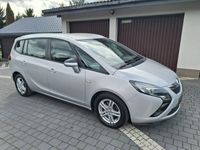 używany Opel Zafira 1.4dm 140KM 2012r. 134 891km