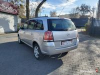 używany Opel Zafira B 1.6b zadbana sprawna 7 osobowa