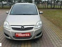 używany Opel Zafira 1.8dm 140KM 2009r. 220 000km