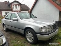 używany Mercedes 200