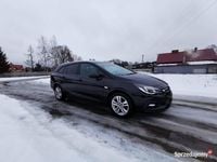 Używany Opel Astra 2018 Czarny Kombi