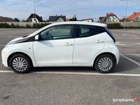 używany Toyota Aygo 2015 biała