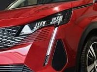 używany Peugeot 3008 1.2dm 130KM 2023r. 93 000km