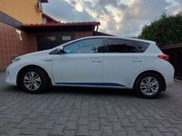 używany Toyota Auris Hybrid 