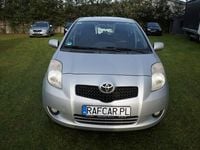 Używany Toyota Yaris 87 KM (63 kW) 2007 Szary Hatchback