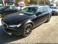 używany Volvo V90 2017, 2.0L, 4x4, od ubezpieczalni