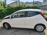 używany Toyota Aygo 1.0 VVT-i, X-play, benzyna (72 KM) z 2021