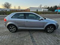używany Audi A3 3-drzwiowe 1.6dm 102KM 2003r. 210 987km