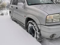 Używany Suzuki Grand Vitara 128 KM (94 kW) 2003 Szary Hatchback