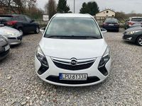 używany Opel Zafira 1.4dm 140KM 2012r. 230 000km