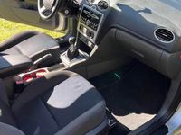 Używany Ford Focus 2006 Srebrny Hatchback