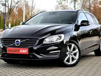 Używany Volvo V60 150 KM (110 kW) 2016 Czarny Kombi
