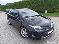 Używany Toyota Auris Sport 2015 Czarny Kombi
