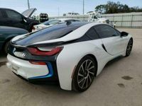 używany BMW i8 2015, 1.5L, 4x4, uszkodzony przód