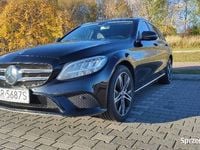 Używany Mercedes C300e 320 KM (235 kW) 2020 Czarny Kombi
