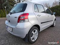 używany Toyota Yaris 2010, 1.33 100 KM, 6 biegów, salon Polska