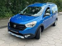 Używany Dacia Dokker Stepway 90 KM (66 kW) 2015 Niebieski Minivan