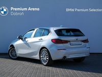 używany BMW 118 1.5dm 140KM 2021r. 70 075km