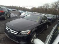 Używany Mercedes C300 255 KM (187 kW) 2019 Czarny Sedan/Limuzyna