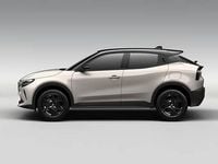 Nowe Alfa Romeo Junior 145 KM (106 kW) 2025 Lakier metalizowany szary z czarnym dachem  scala SUV