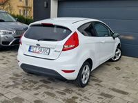 używany Ford Fiesta 1.2dm 82KM 2011r. 125 534km