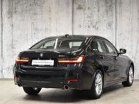 używany BMW 318 i Limuzyna