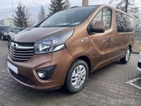 Używany Opel Vivaro 140 KM (102 kW) 2015 Brązowy metalik Minivan