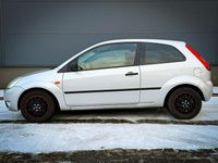 używany Ford Fiesta 1.3dm 70KM 2005r. 249 398km