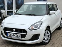 używany Suzuki Swift 1.2dm 83KM 2021r. 49 000km