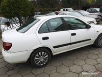 używany Nissan Almera 