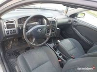 używany Toyota Avensis kombi 1.8 VVT-i T22