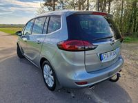 używany Opel Zafira 2dm 195KM 2014r. 153 211km