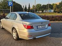Używany BMW 530 2009 Srebrny Sedan/Limuzyna