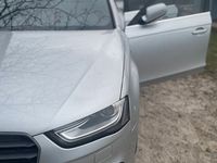 Używany Audi A4 2012 Srebrny Sedan/Limuzyna